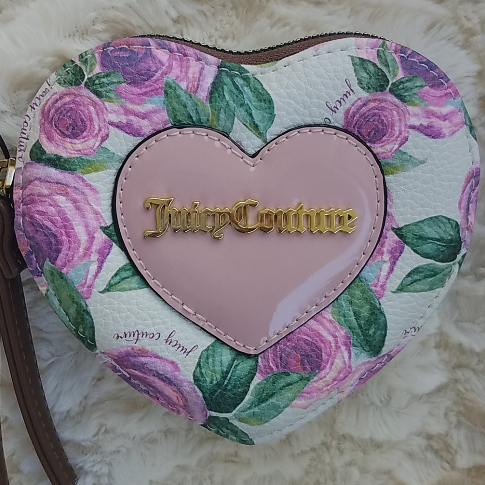 🏵JUICY COUTURE HEART WRISTLET 🏵 - Picture 1 of 5